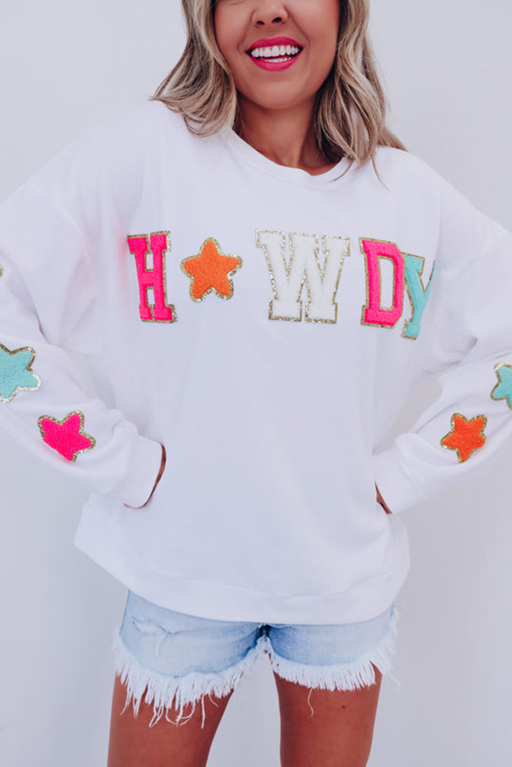 White Glitter Howdy Patch Graphic Casual Sweatshirt – A Blissfully