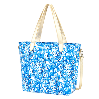 Lookin' Pine Travel Tote