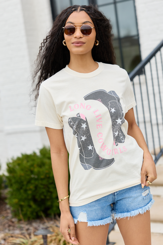 Long Live Cowgirls Star Boots Ivory Graphic Tee, Pink Lily - A Blissfully Beautiful Boutique