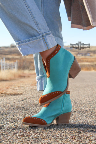 Beaumont Booties, Rowdy Crowd Clothing - A Blissfully Beautiful Boutique