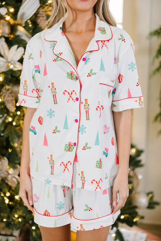 White Christmas Print Short Sleeve Shirt and Shorts Pajama Set, A Blissfully Beautiful Boutique - A Blissfully Beautiful Boutique