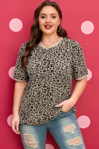 Khaki Leopard Print Textured Plus Size T Shirt, Dear-Lover Dropshipping - A Blissfully Beautiful Boutique