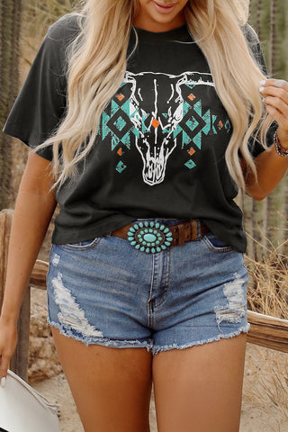 Carbon Grey Plus Size Western Aztec Bull Skull Printed T Shirt, Dear-Lover Dropshipping - A Blissfully Beautiful Boutique