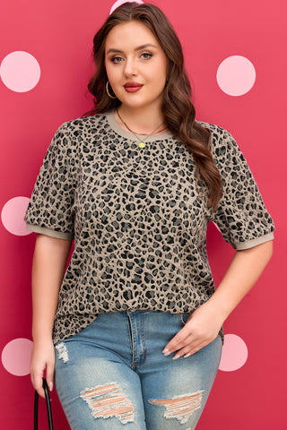 Khaki Leopard Print Textured Plus Size T Shirt, Dear-Lover Dropshipping - A Blissfully Beautiful Boutique