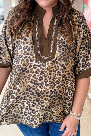 Brown Plus Size Leopard Print Crinkled Colorblock Patchwork V Neck Blouse, Dear-Lover Dropshipping - A Blissfully Beautiful Boutique