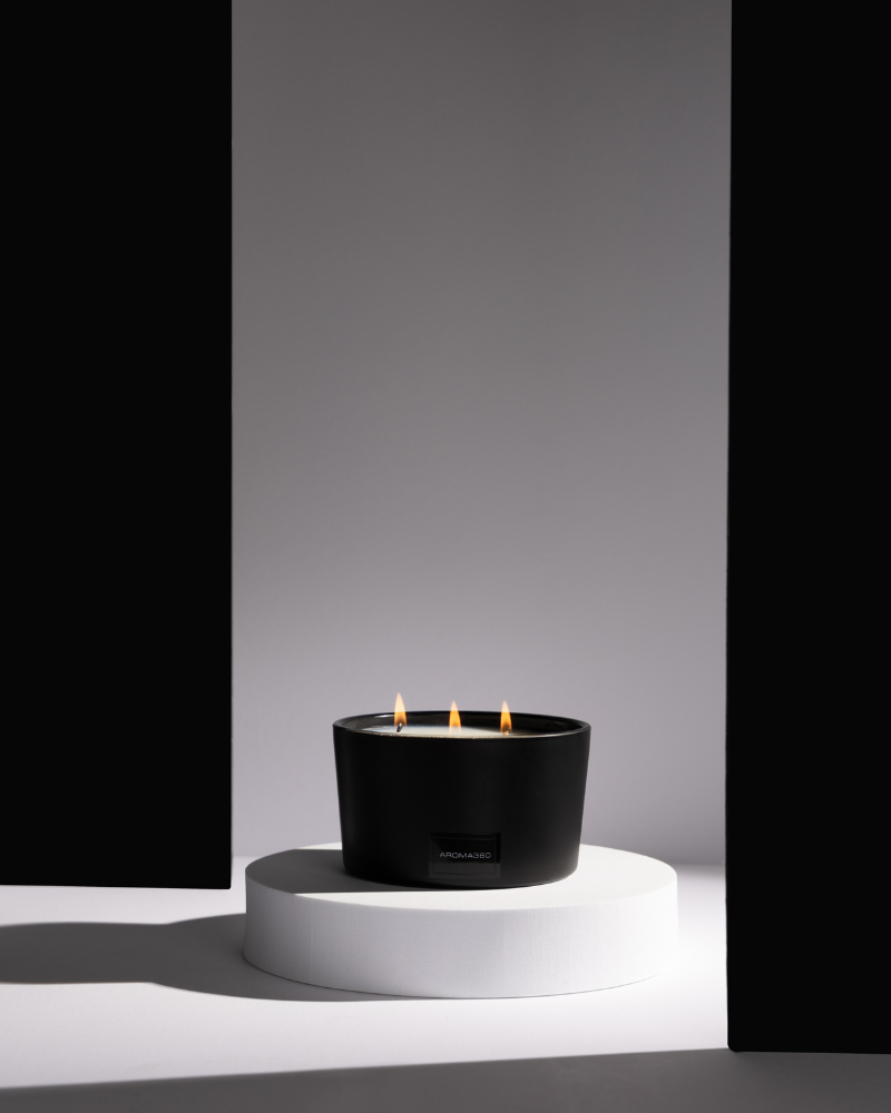 Iris 3-Wick Candle - Thumbnail 2