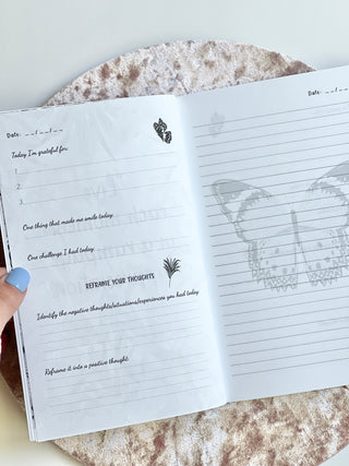 Gratitude Journal Daily Entries to develop thankfulness, mindfulness and positivity