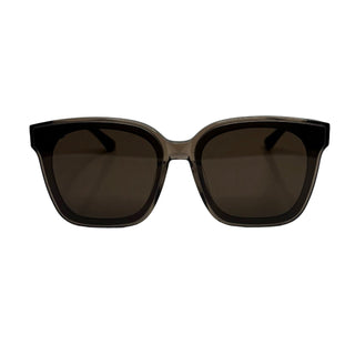 The Meredith Sunglasses, Makeup Junkie Bags - A Blissfully Beautiful Boutique