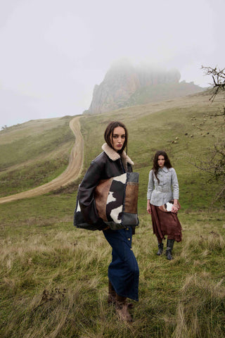 Myra Canyon Ridge Weekender Bag in Rustic Tan, Myra USA - A Blissfully Beautiful Boutique