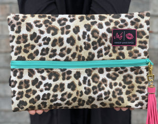 Makeup Junkie - Savannah Teal Zipper