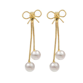 Pearl Lola Earrings