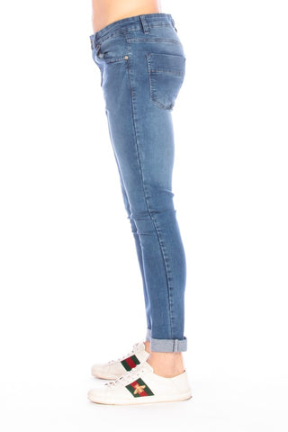 SKINNY JEANS, HAWKS BAY - A Blissfully Beautiful Boutique