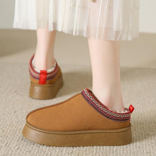 Faux Fur Center-Seam Slippers, Trendsi - A Blissfully Beautiful Boutique