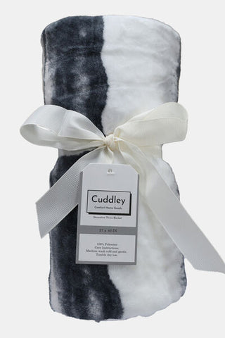 Cuddley Fleece Decorative Throw Blanket, Trendsi - A Blissfully Beautiful Boutique