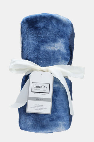 Cuddley Fleece Decorative Throw Blanket, Trendsi - A Blissfully Beautiful Boutique